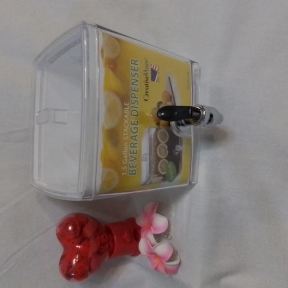 CreativeWare Party Supplies 5 Gallon Stackable Beverage Dispenser Poshmark